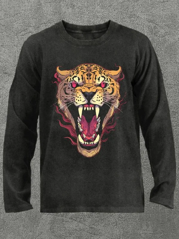 fierce leopard head Washed Gym Long Sleeve Shirt