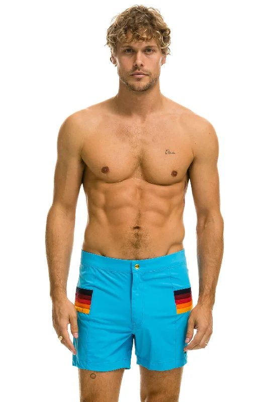 MEN'S HORIZONTAL 5 STRIPE FLEX SHORTS - NEON BLUE