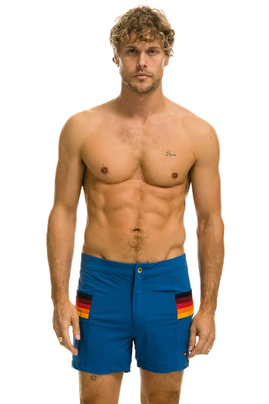 MEN'S HORIZONTAL 5 STRIPE FLEX SHORTS - SEA